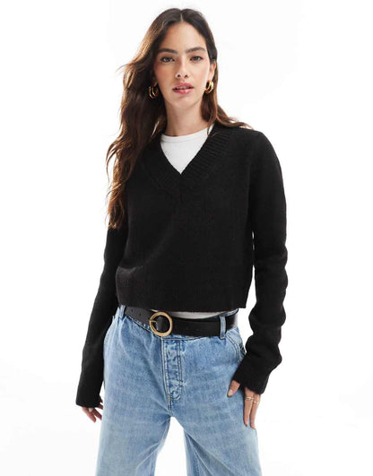 ASOS DESIGN super cropped v neck sweater in black