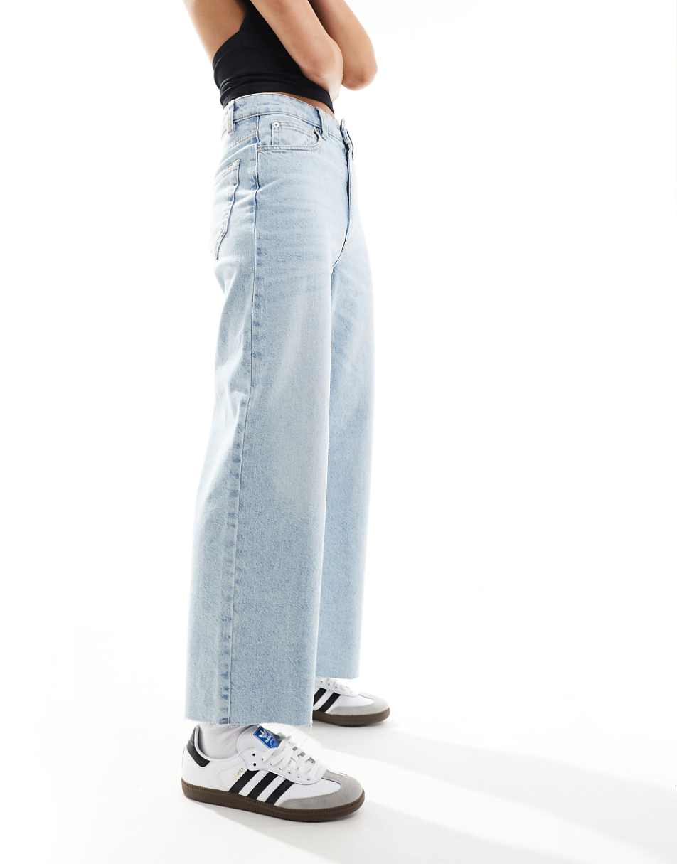 ASOS DESIGN cropped wide leg jean in bleach wash