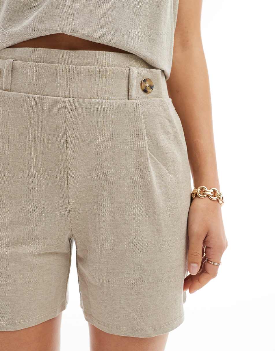 JDY jersey shorts in beige - part of a set