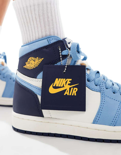 Nike Air Jordan 1 high sneakers in blue