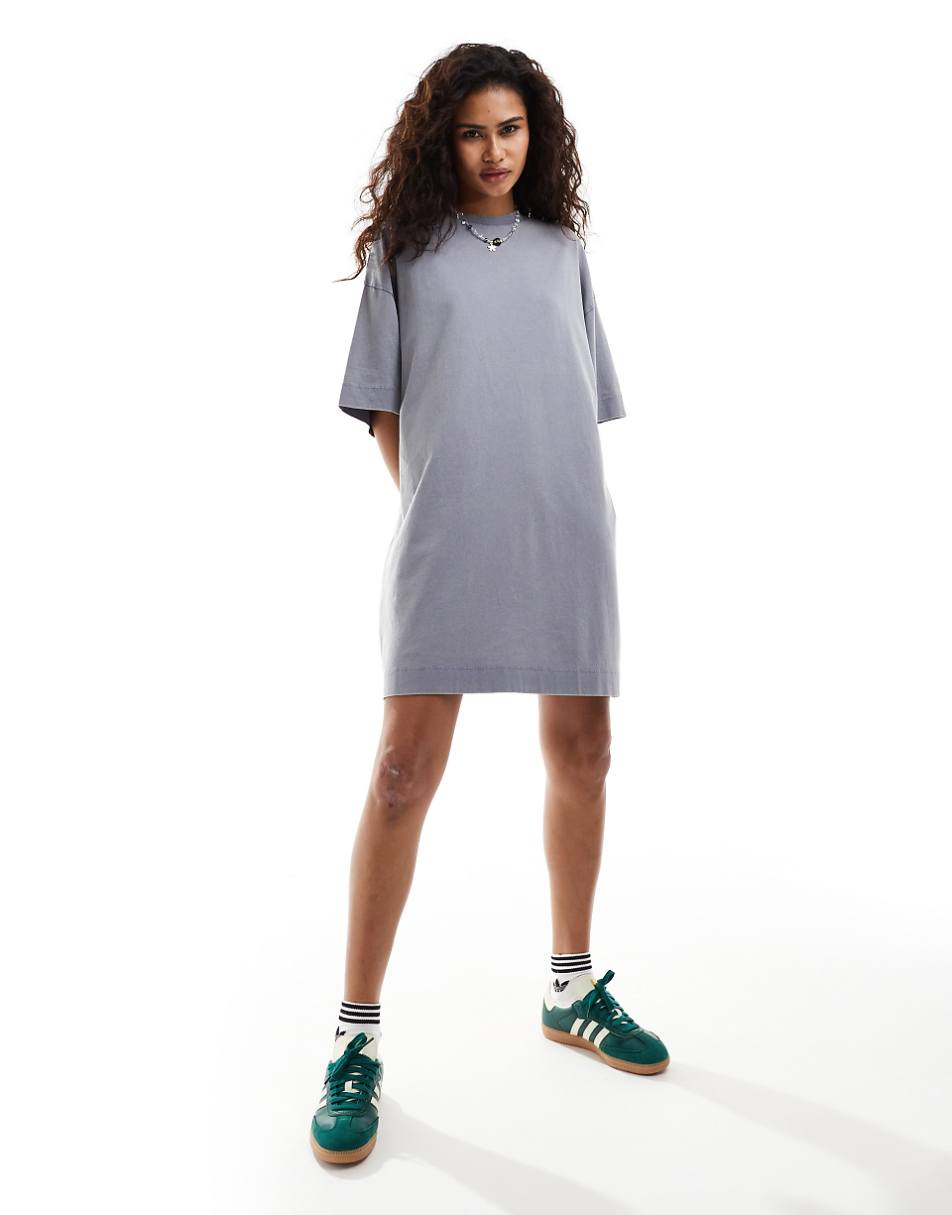 COLLUSION washed T-shirt dress in blue