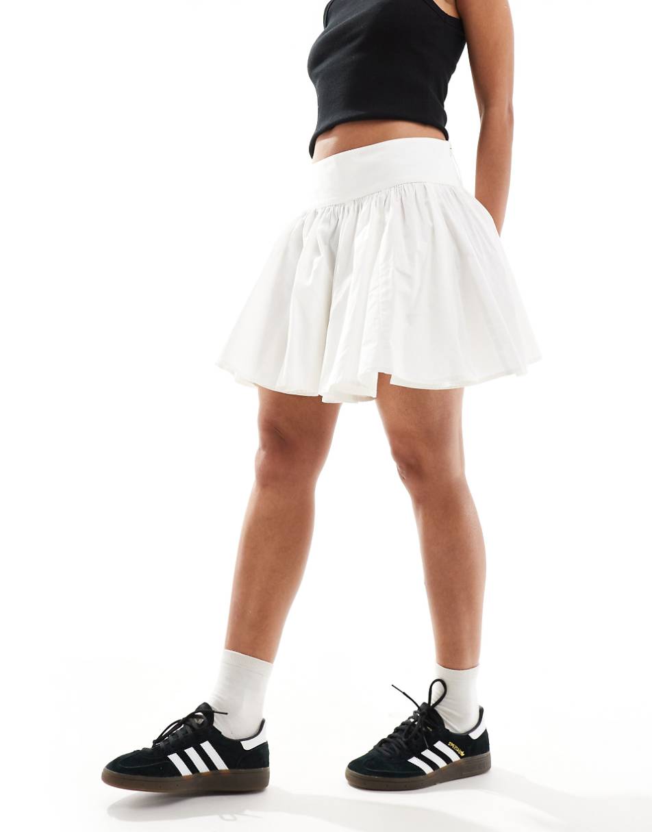 COLLUSION cotton flippy mini skirt in white