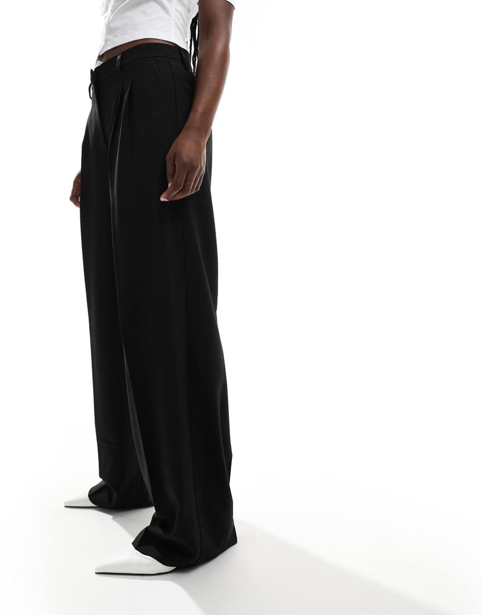 Vero Moda wide leg dad pants in black