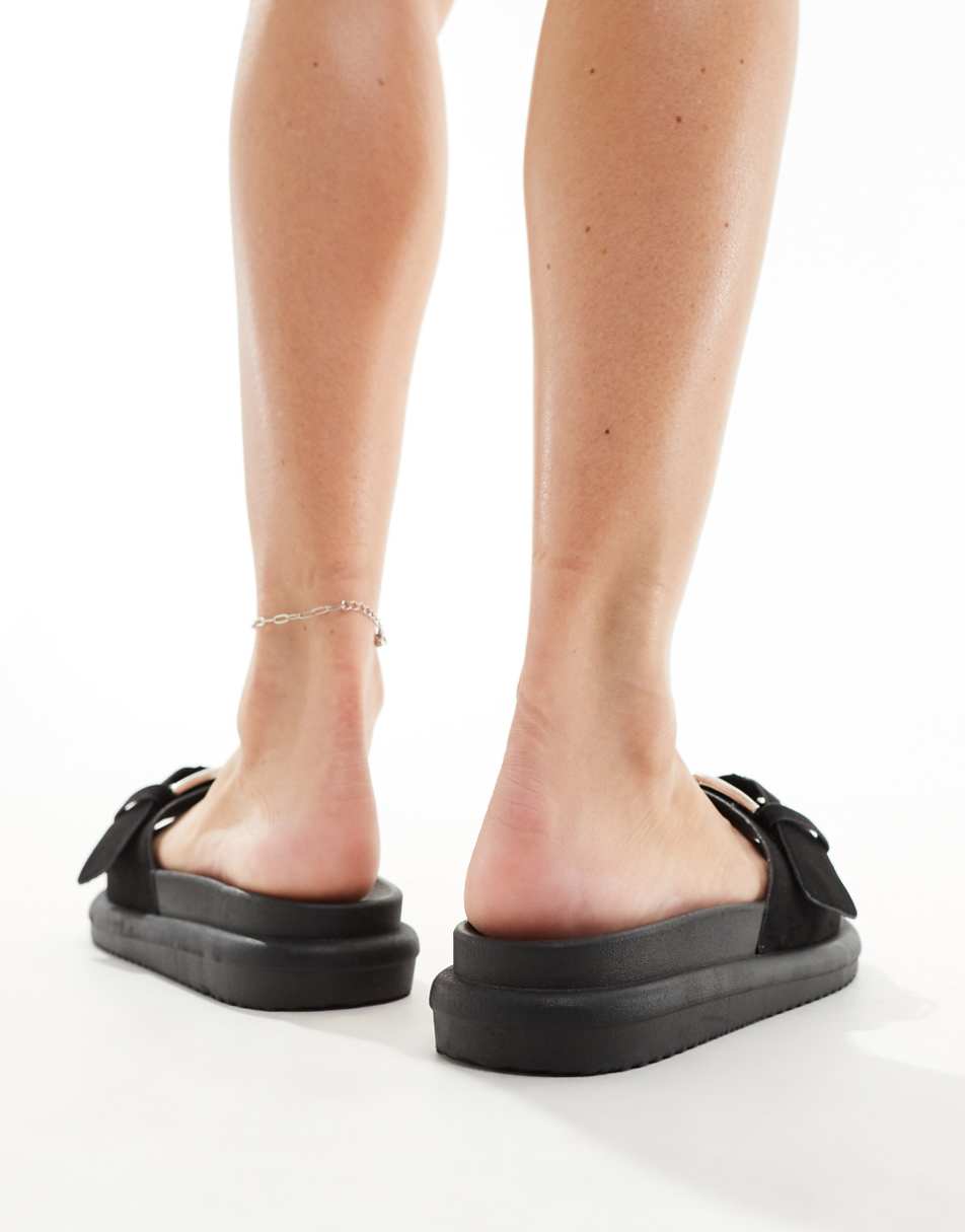 Yours buckle sandals in black