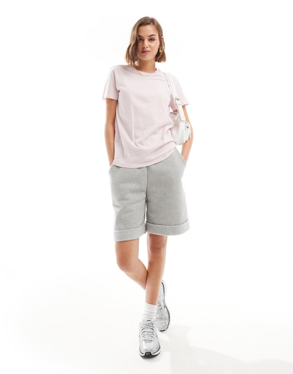 ASOS DESIGN ultimate t-shirt with crew neck in light pink