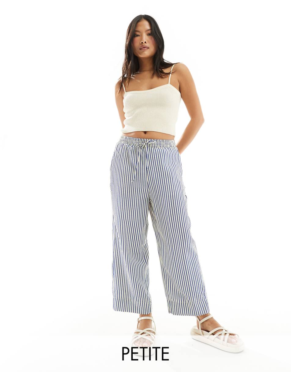 Stradivarius Petite seersucker pull on pants in blue stripe