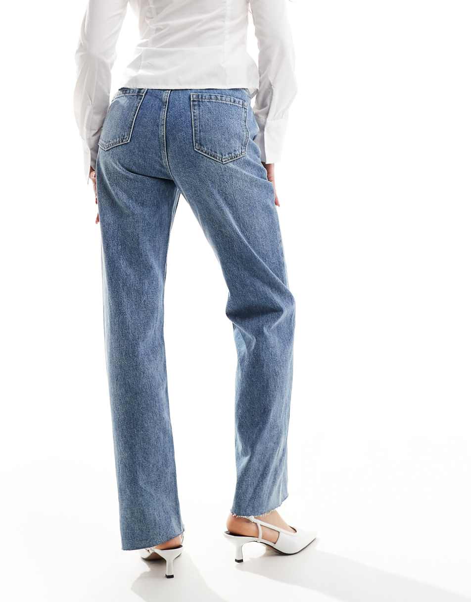 Urban Revivo classic straight leg jeans in light blue wash