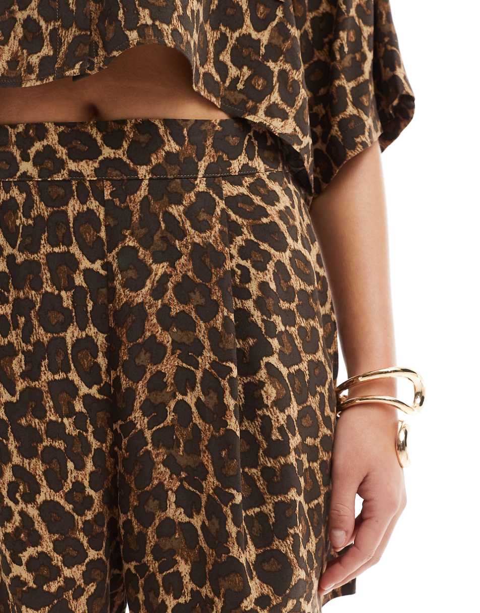 ASOS DESIGN flippy short in animal print