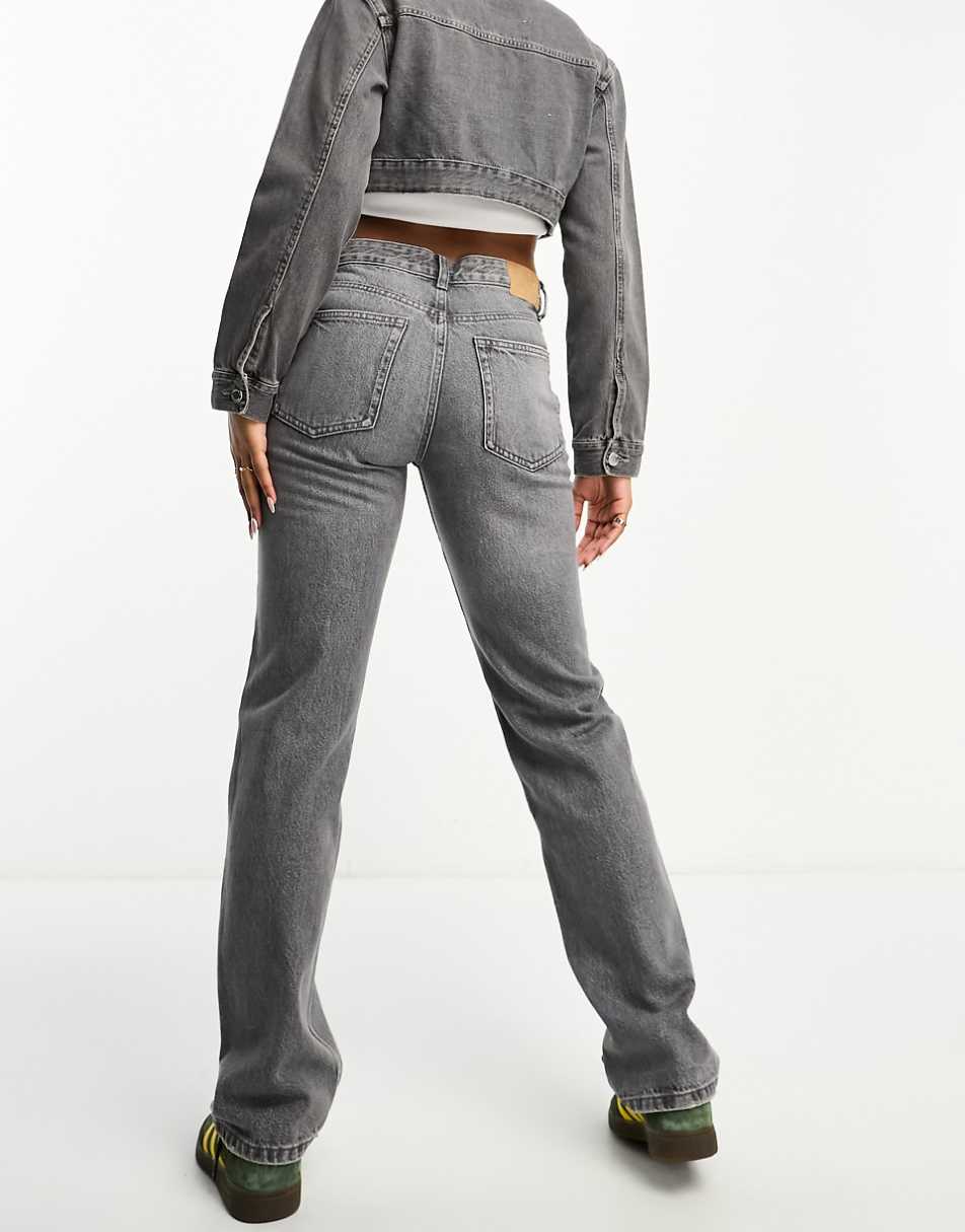 Pull&Bear mid rise straight leg jean in gray