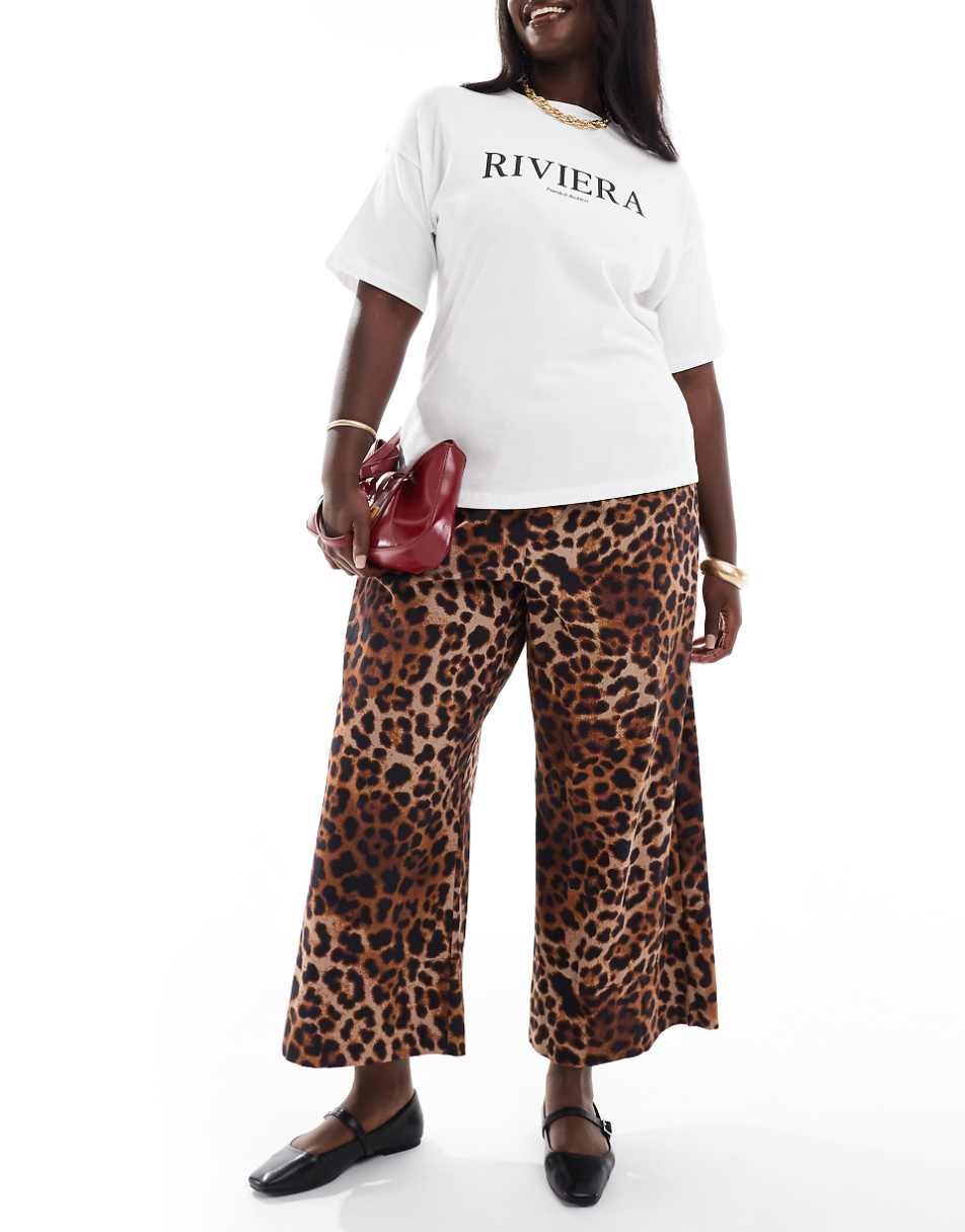 ASOS DESIGN Curve cropped pull on pants in leopard print