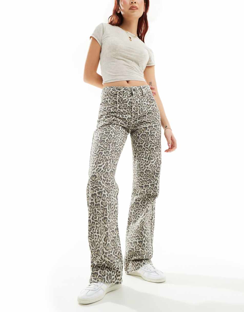 Stradivarius STR straight leg jeans in leopard print