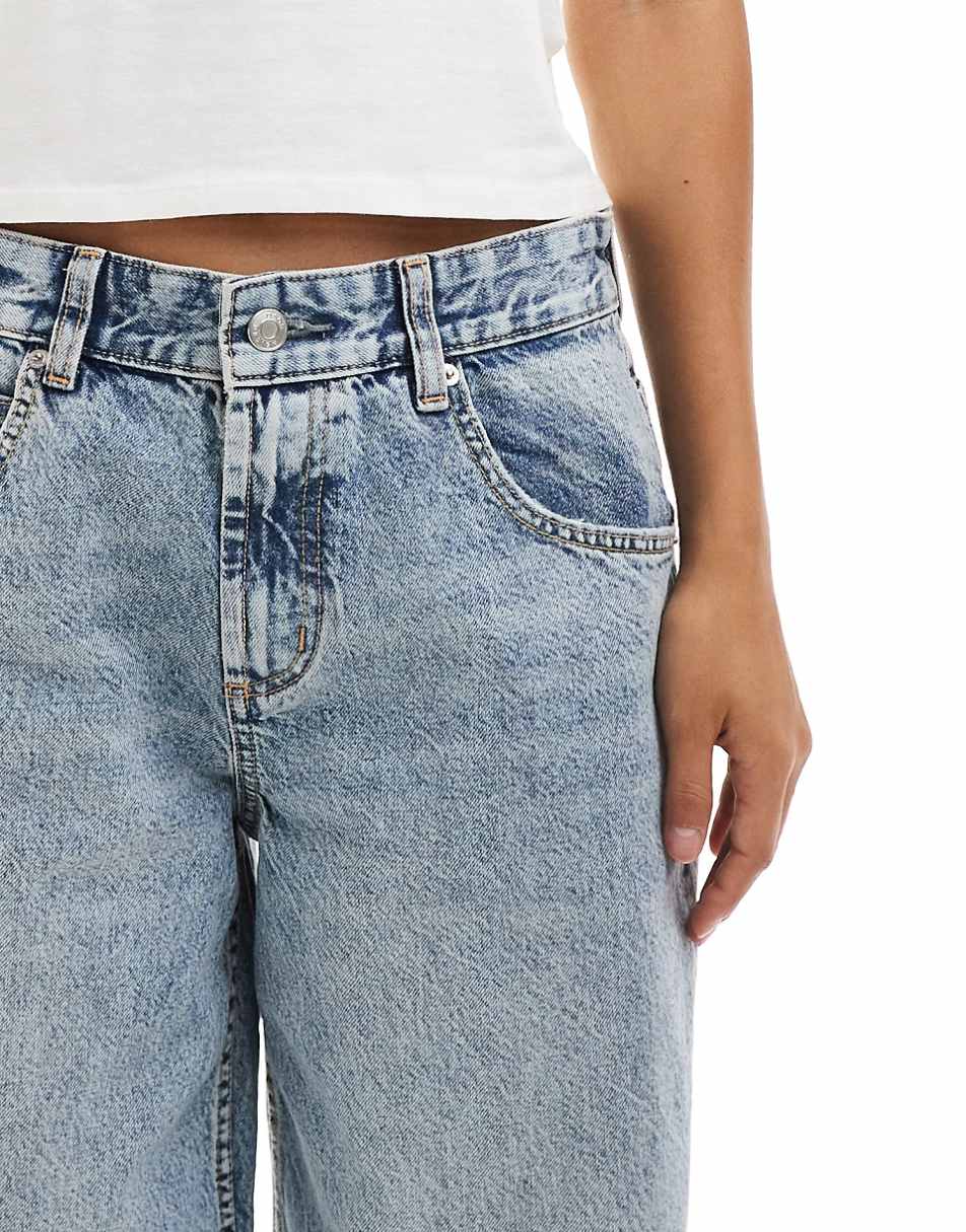 ASOS DESIGN mid rise baggy boyfriend jeans with knee rips in light tint