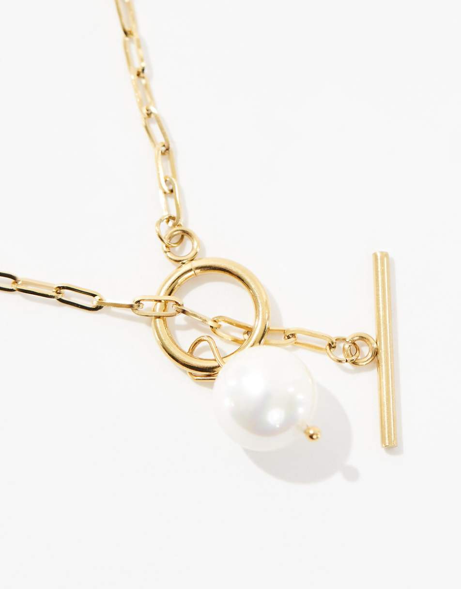 Lost Souls stainless steel t-bar with pearl pendant necklace in 18k gold plated