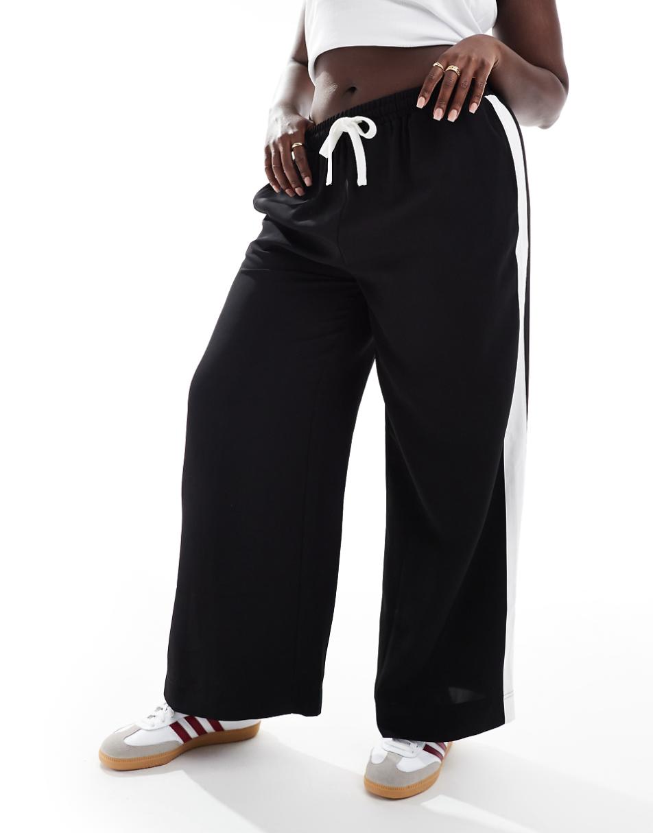 ASOS DESIGN Curve pull on pants with contrast panel in black