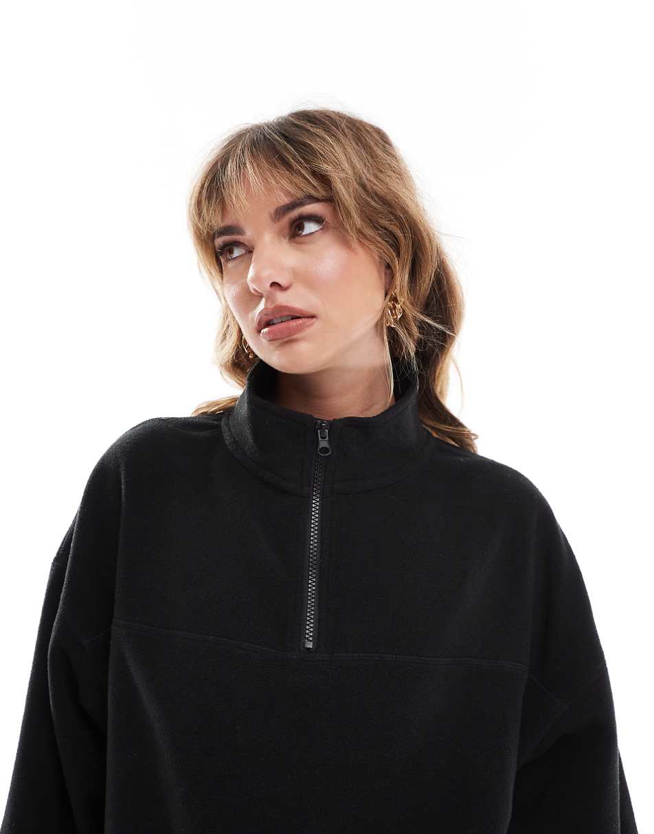 ASOS DESIGN half zip fleece in black