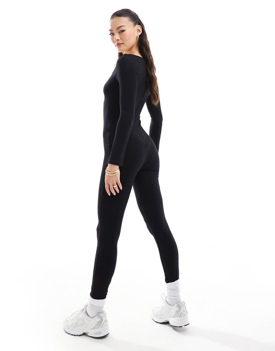 Simmi square neck long sleeve jumpsuit in black