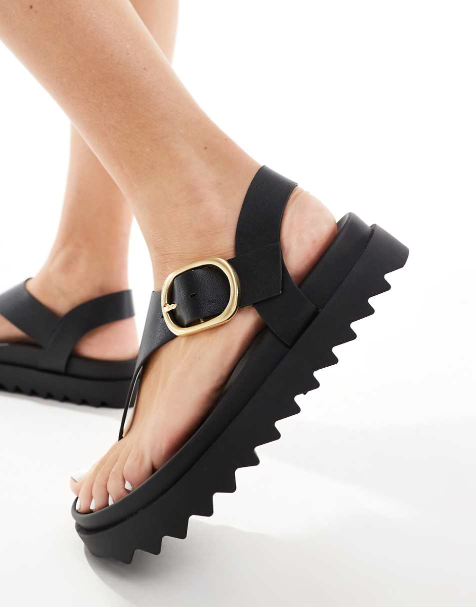 Stradivarius buckle detail thong sandals in black