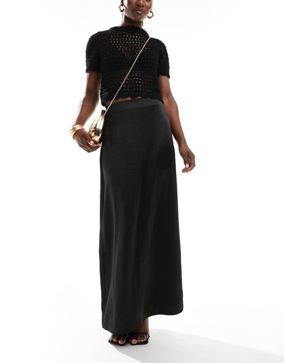 4th & Reckless satin back slit maxi skirt in black