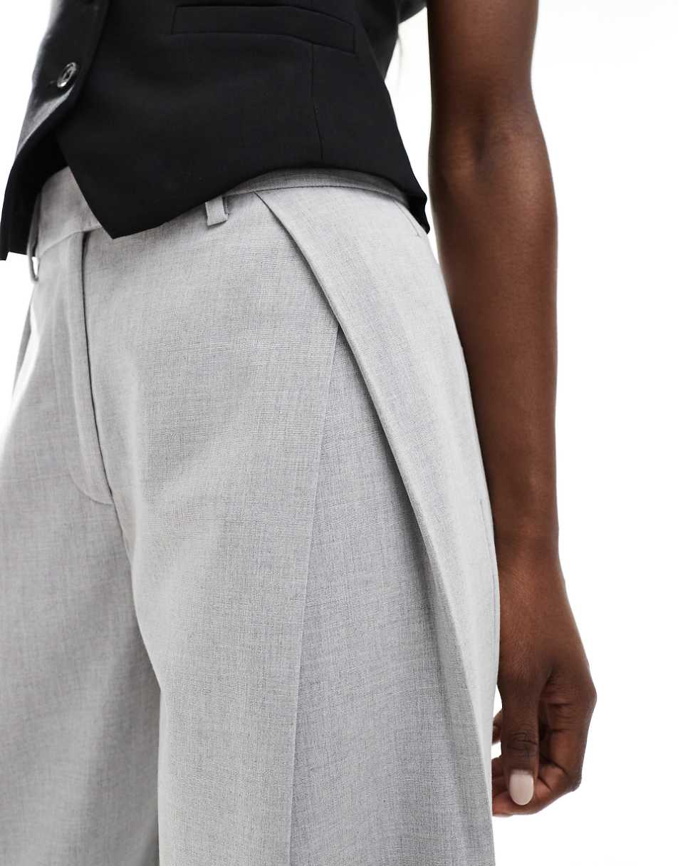 ASOS DESIGN cross over pleated tailored pants in gray