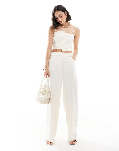 ASOS DESIGN split vest in cream