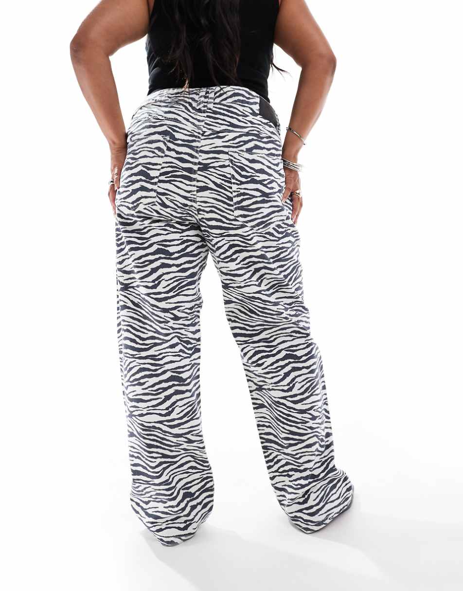 ASOS DESIGN Curve mid rise baggy boyfriend jeans in zebra print