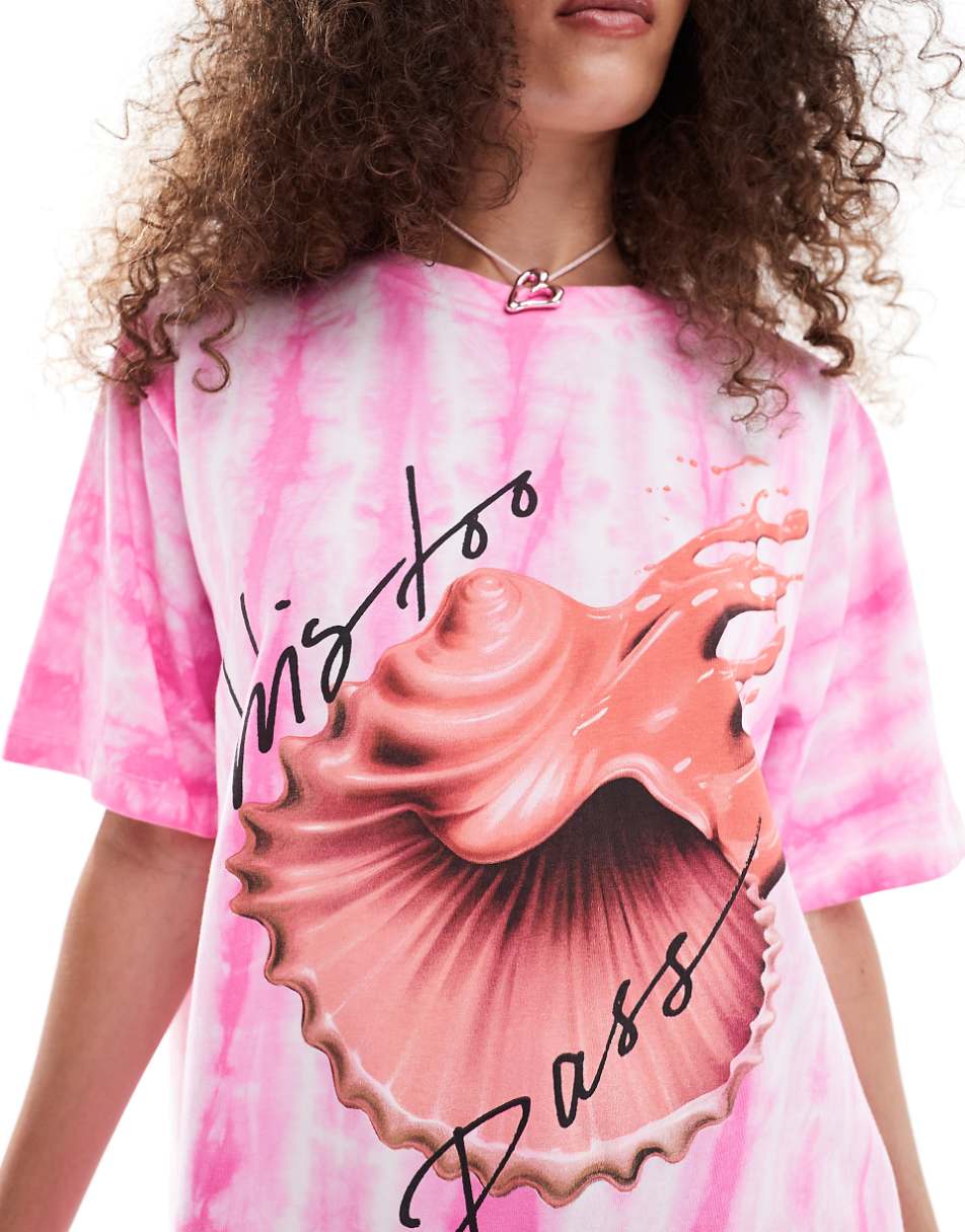 Monki oversized t-shirt with seashell graphic print in pink tie dye