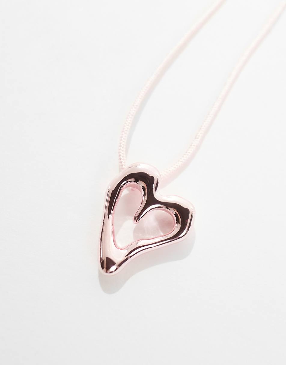 Monki heart pendant necklace in pink