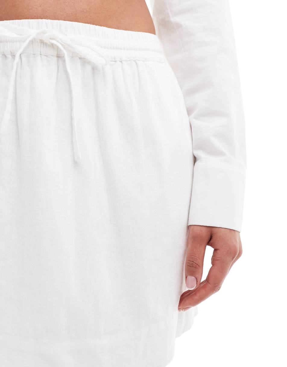 Nobody's Child Maggie linen mix mini skirt in white