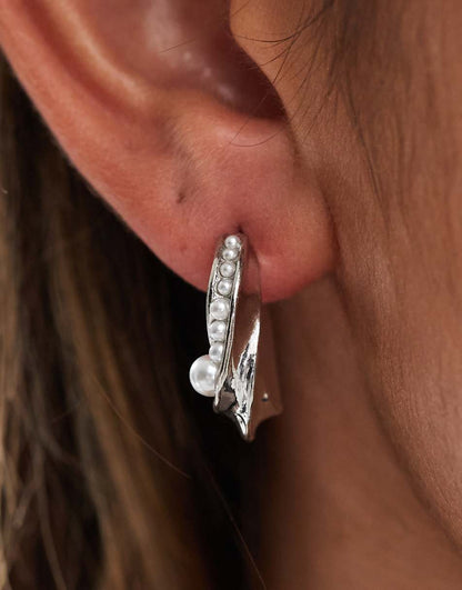 Pieces faux pearl detail hoops in silver