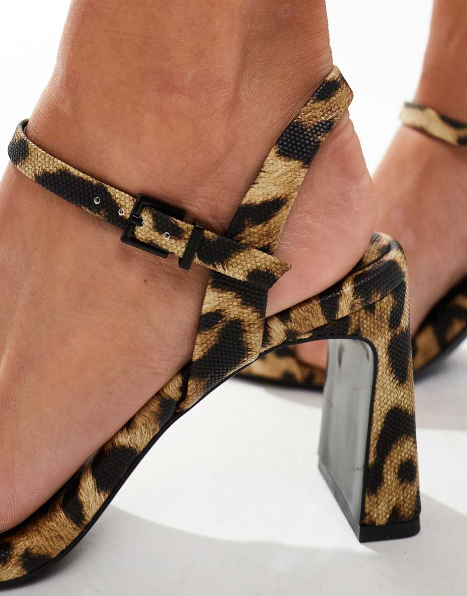 Stradivarius heeled sandal in leopard