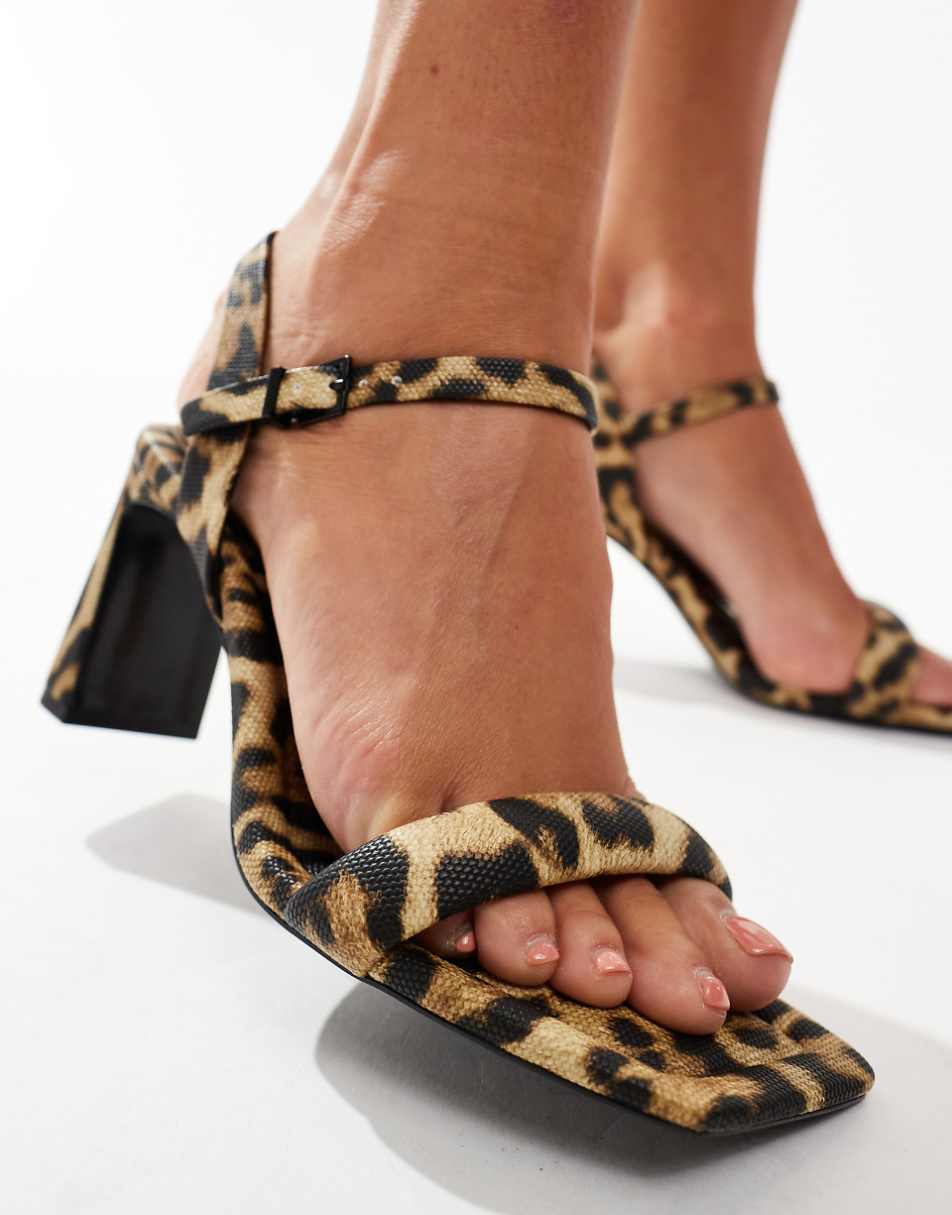 Stradivarius heeled sandal in leopard