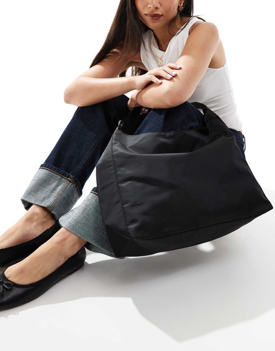 Weekday Carry oversized shoulder bag in black