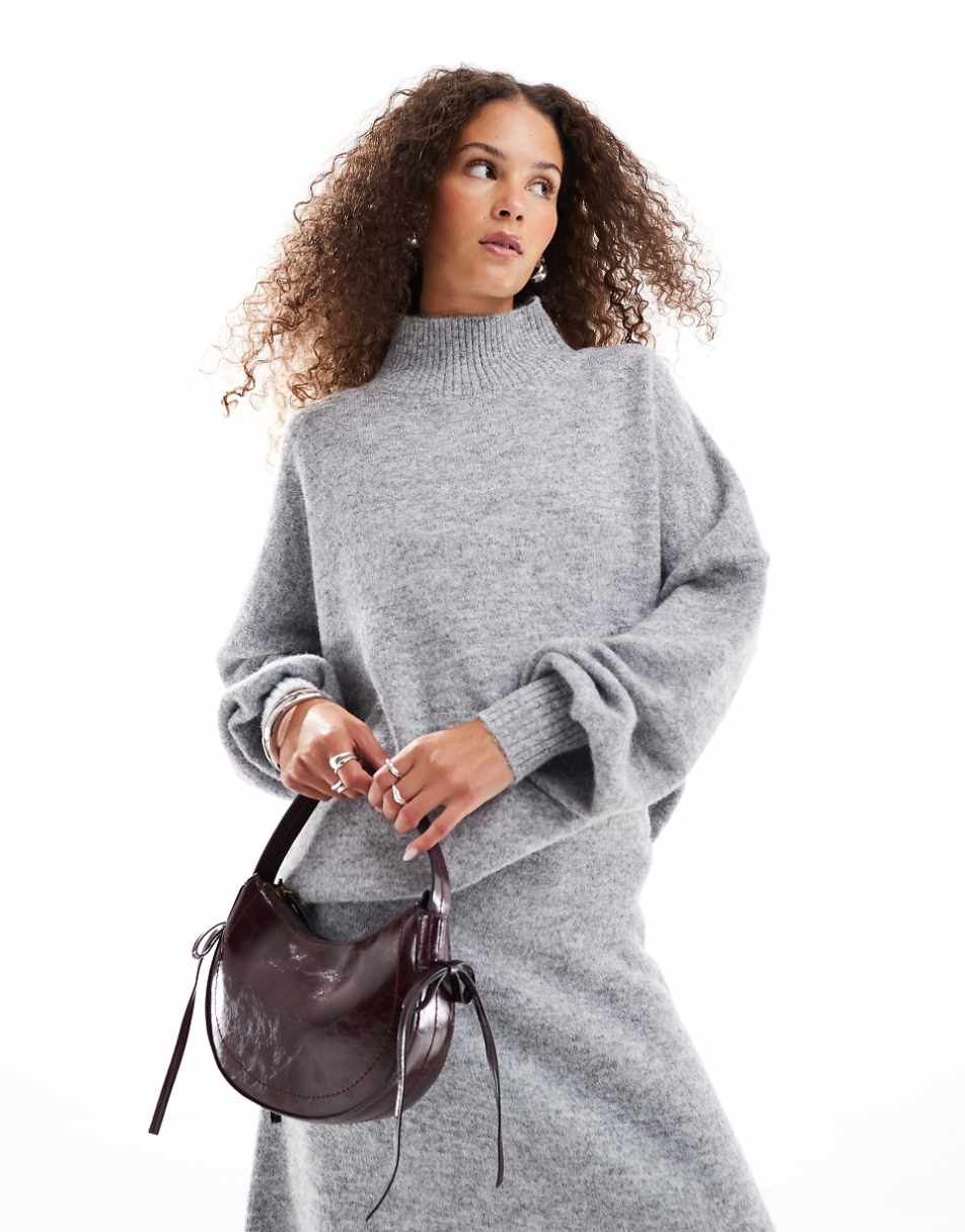 VRG GRL alia turtle neck knit sweater in soft gray heather