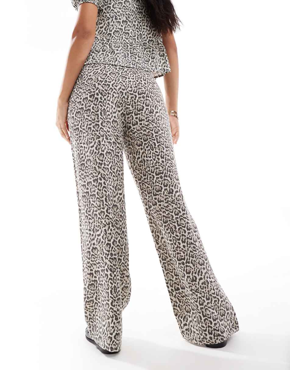 Stradivarius drawstring pants in leopard - part of a set