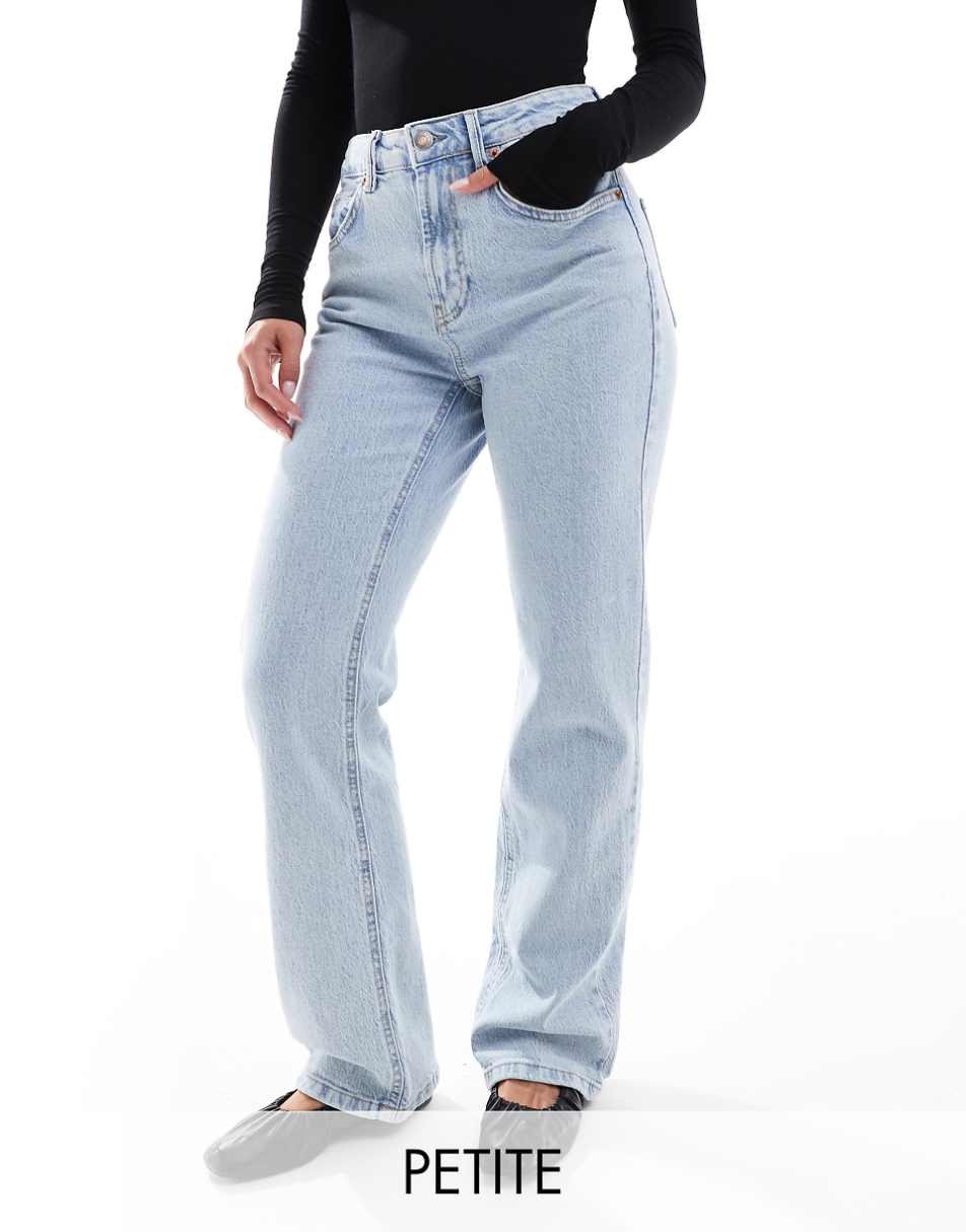 Stradivarius D98 Petite straight leg jeans in light blue