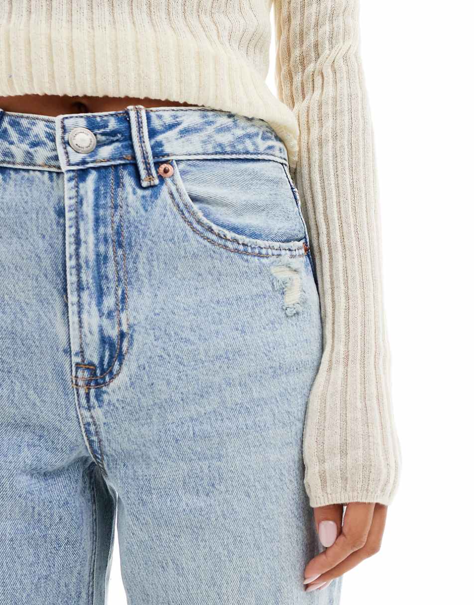 Stradivarius wide leg dad jeans with rips in medium blue