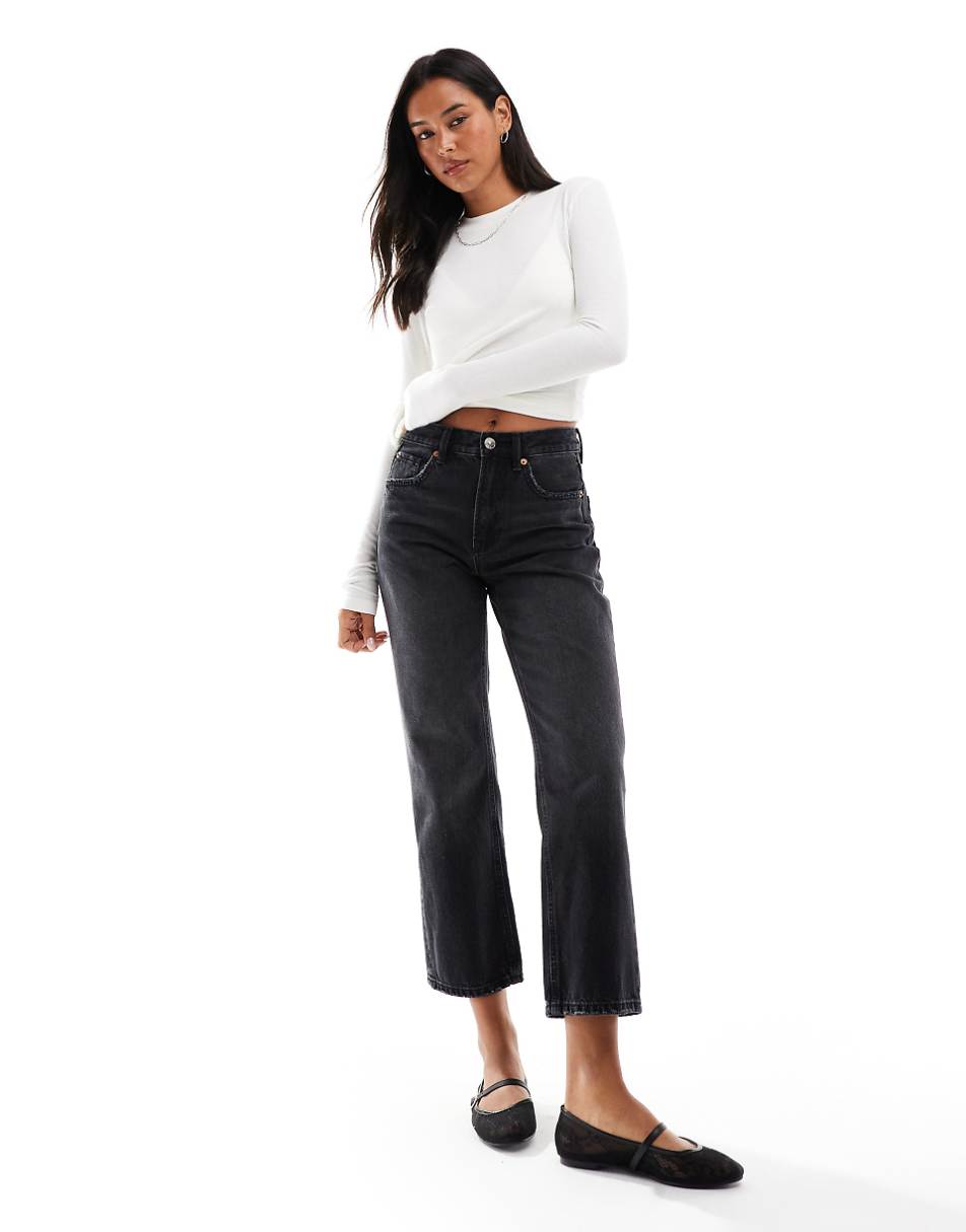 Stradivarius cropped jean in black wash