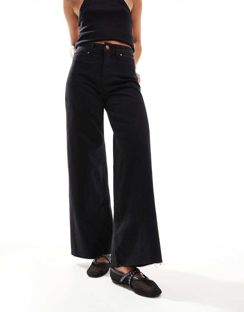 Stradivarius wide leg jean in black