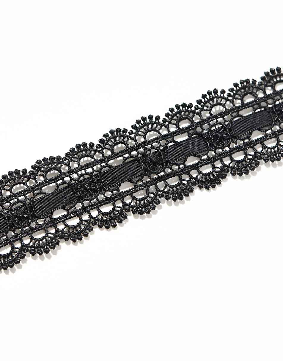 ASOS DESIGN Halloween choker necklace with lace and velvet detail in black