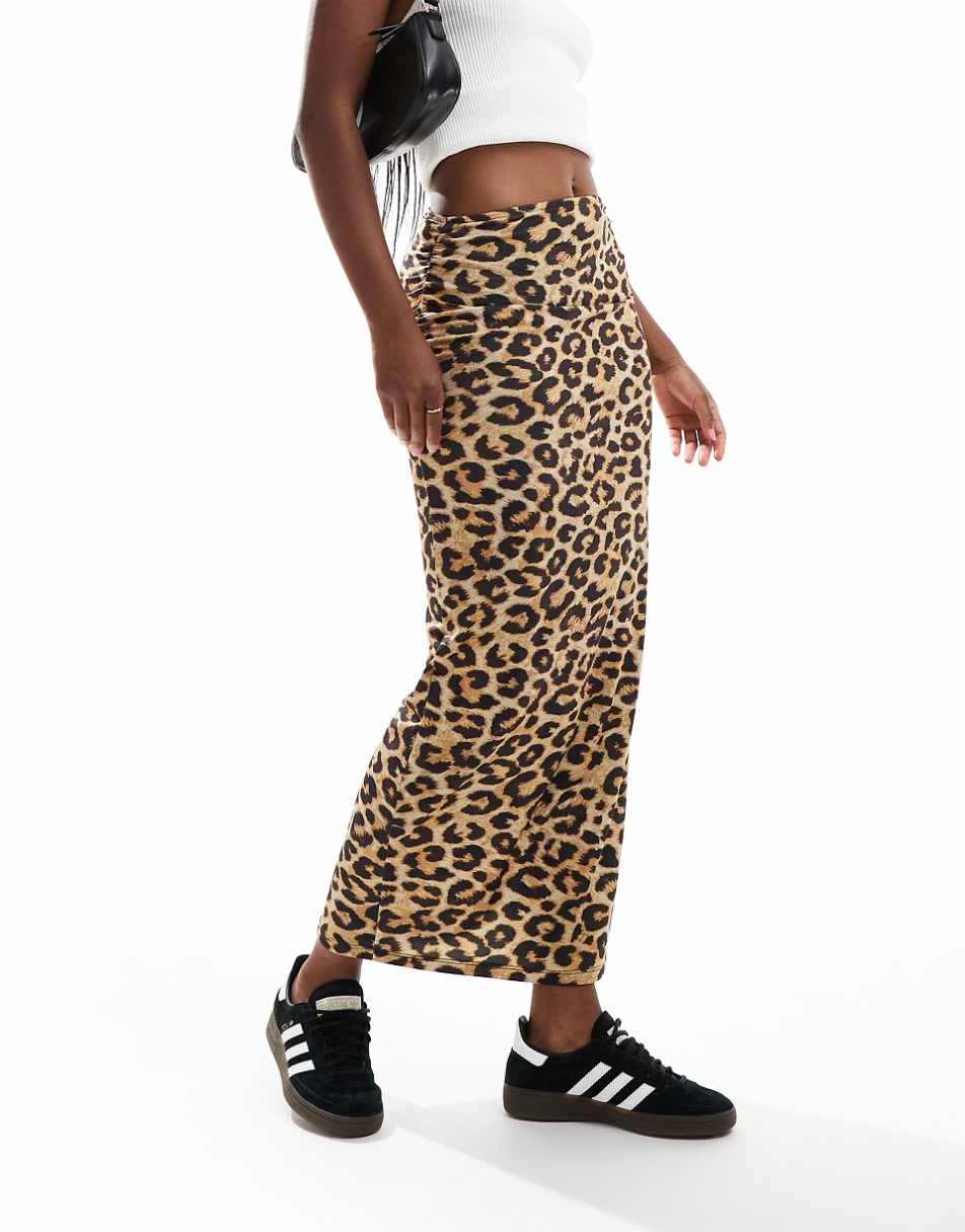 Pull&Bear midi skirt in leopard print