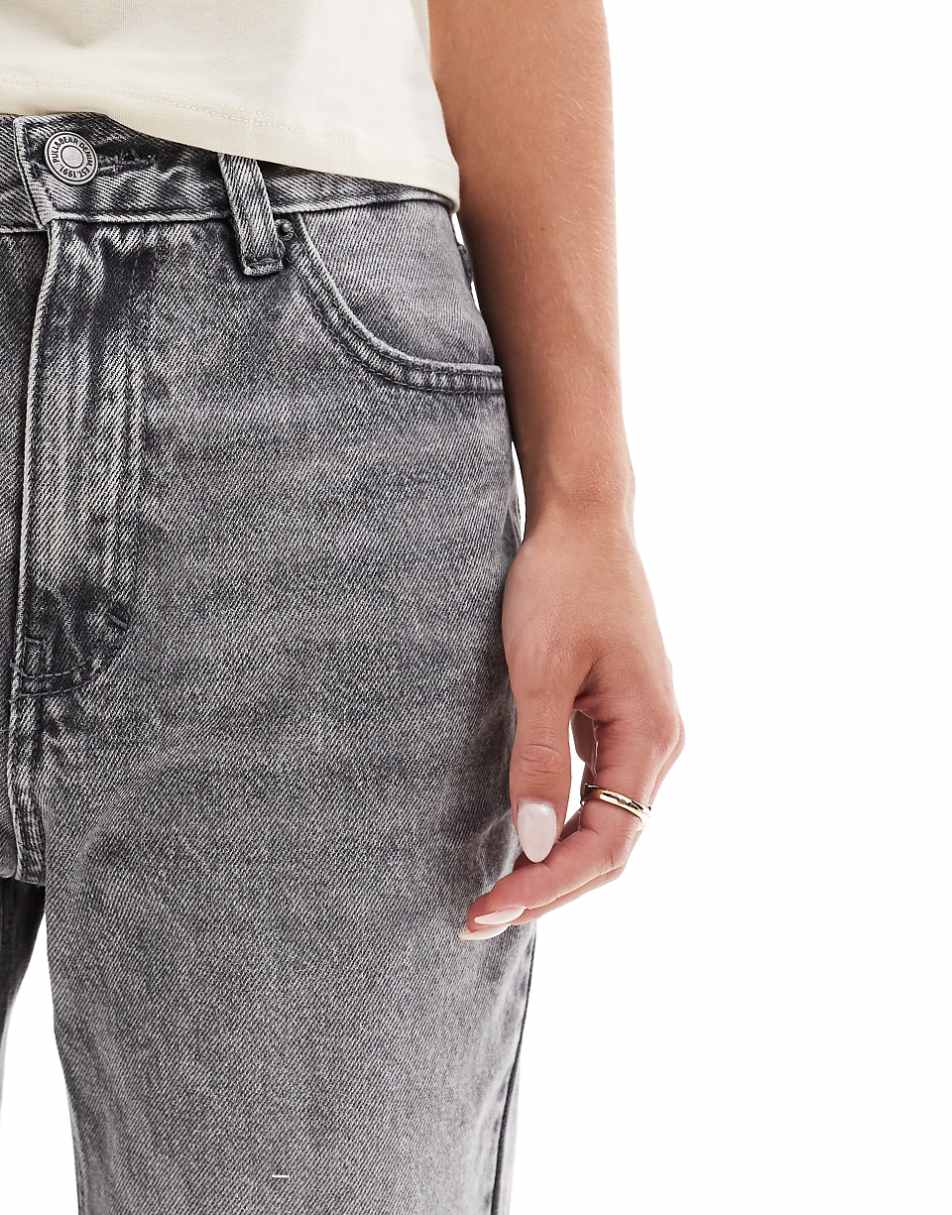 Pull&Bear Petite mom jean in gray