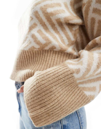 French Connection cropped knit sweater in pattern in cream and taupe