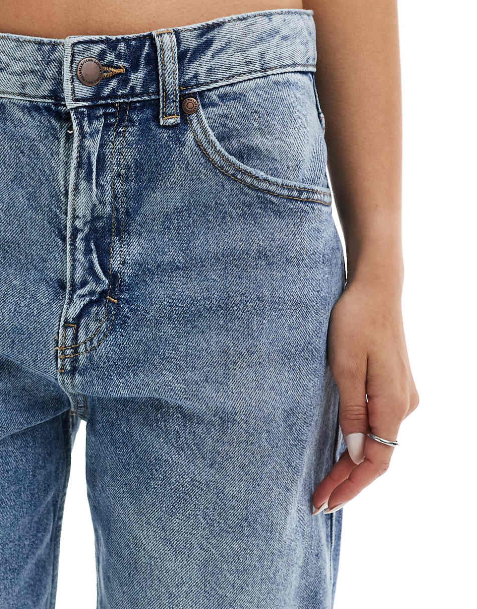 Pull&Bear wide leg turn-up jeans in mid blue